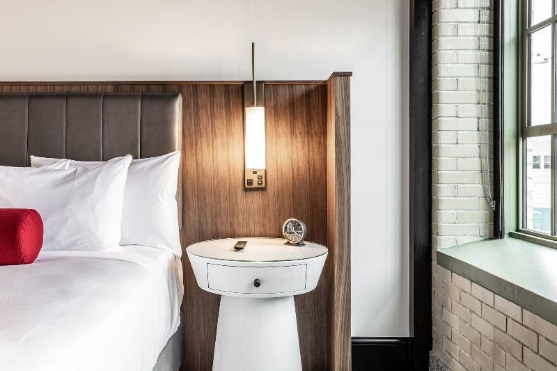 Bottleworks Hotel อินเดียนาโพลิส ภายนอก รูปภาพ
